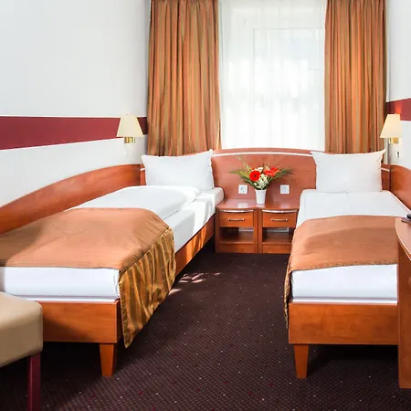 Hotel Condor-2